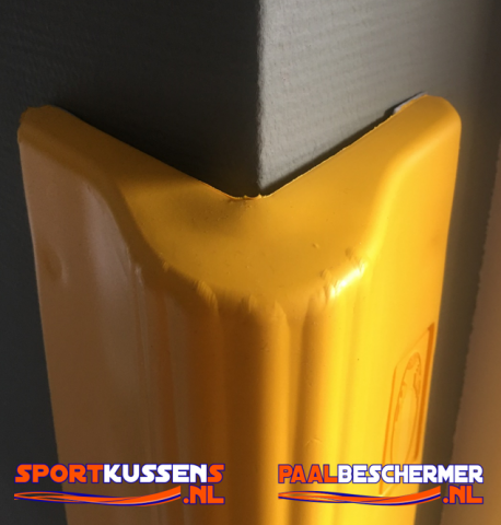 geel hoekprofiel voor gevaarlijke hoek, zelfklevend